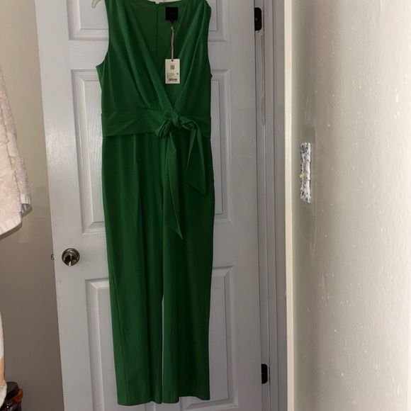 Woman jumpsuit - Picture 2 of 6